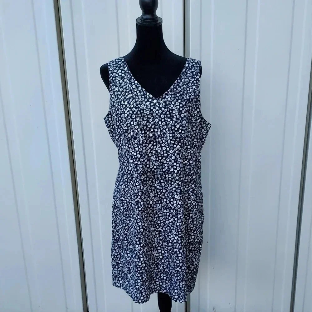 Vintage J. Crew Floral Dress Size P12 - Picture 3 of 11